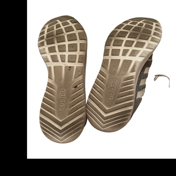 Adidas cloudfoam tennis shoes 👟 - Picture 5 of 6